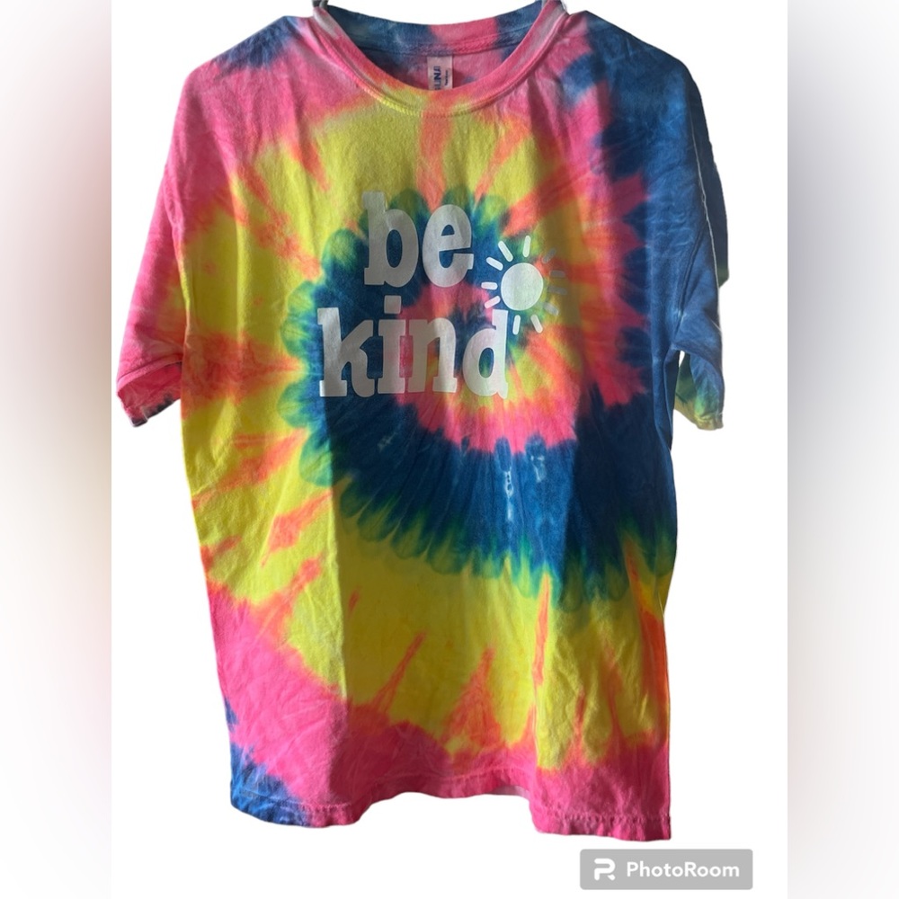 Be Kind Tee